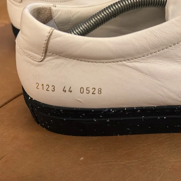 Common Projects White Sneakers EU44 - Picture 3 of 6